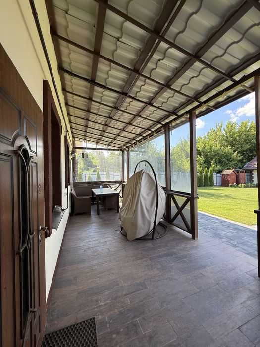 Продам Дом с гаражем(с комуникациями) 12 соток