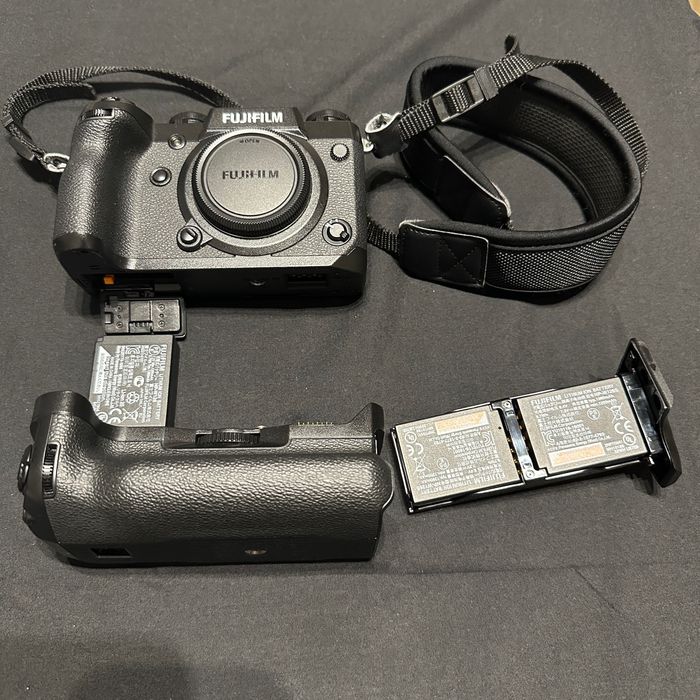 Fujifilm X-H1 com objetiva Fujinon XF 16-55mm f/2.8 + extras