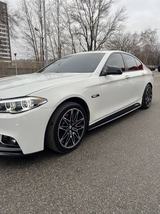 Продам BMW 5 Series