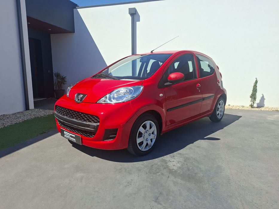 Peugeot 107 gasolina 120000kms