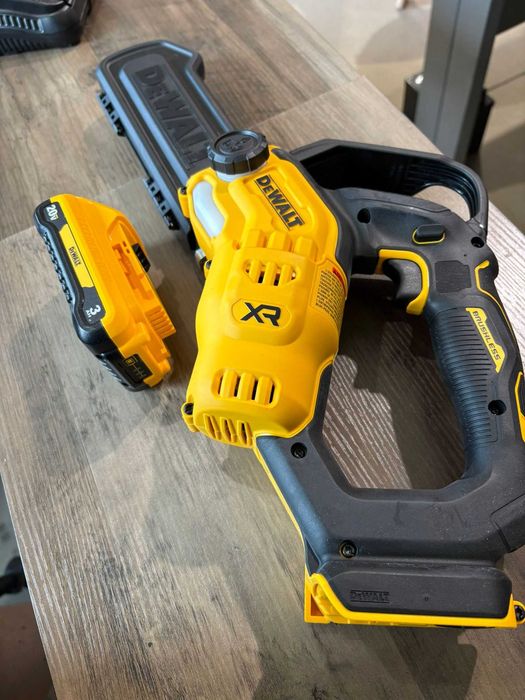 DEWALT DCCS623L1 Piła Łańcuchowa Akumulatorowa 20V XR 8” 3Ah