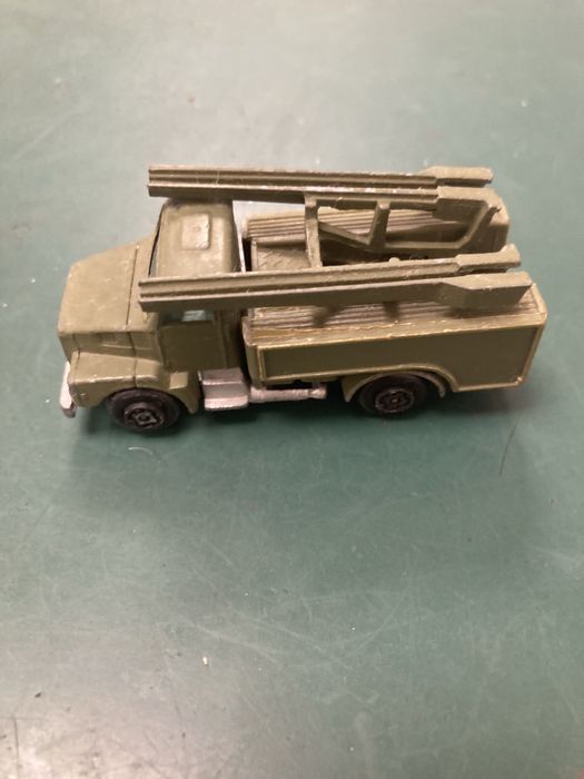 Lote 5 miniaturas Guisval