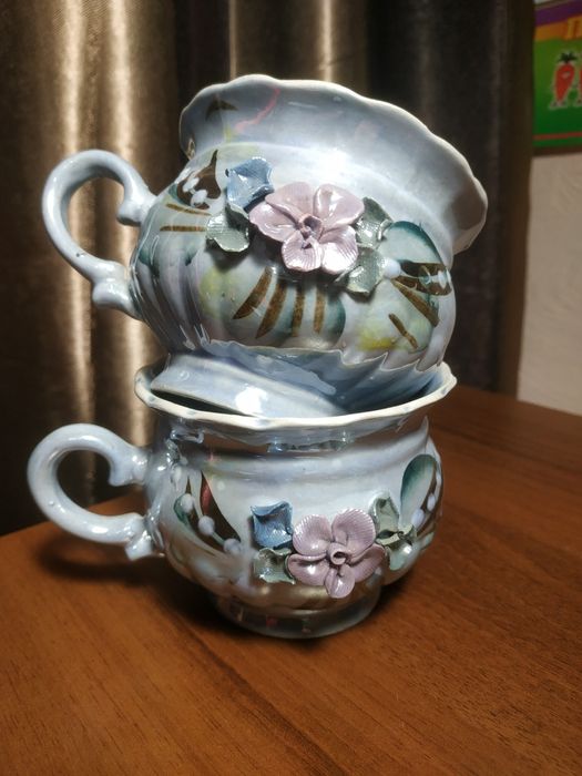 Продам чайные чашки 50 грн шт