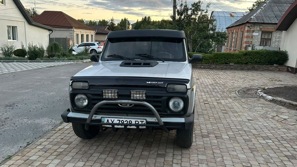авто ВАЗ 21213 в хорошем техническом состоянии