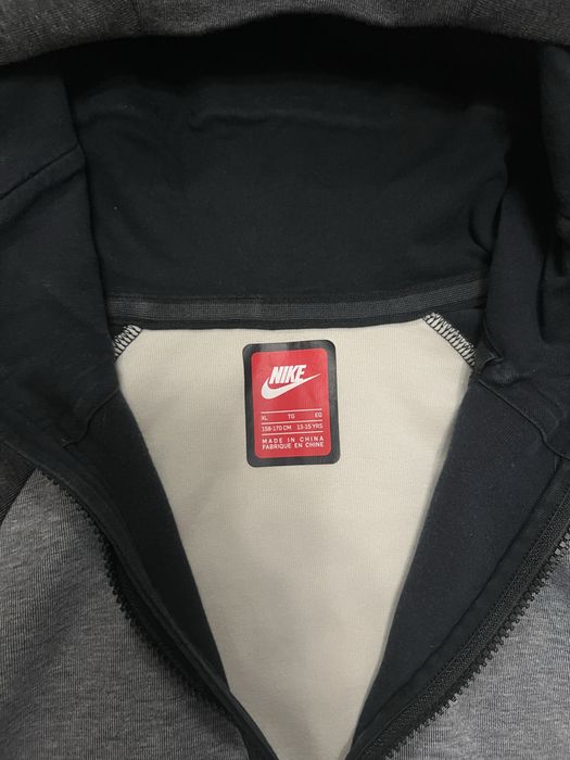 продам кофту nike tech flecee