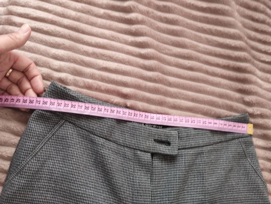 Продам женский костюм брючный