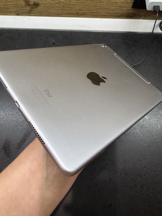 Ipad Pro 9.7 (a1674) 32 LTE