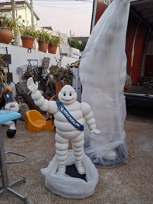 Estatua michelin bibendum
