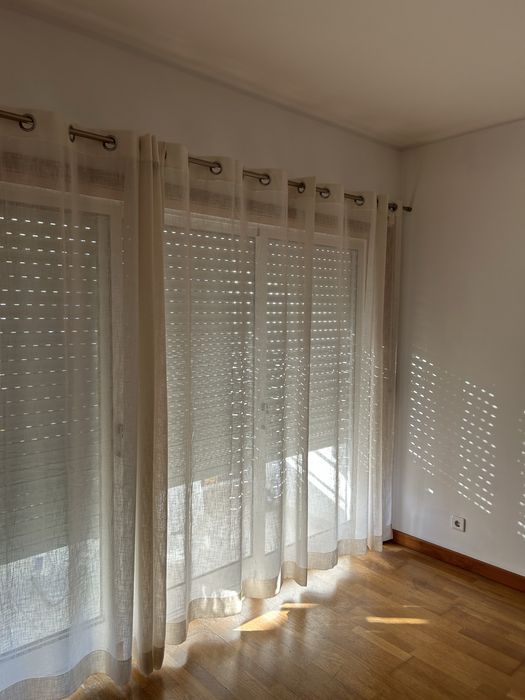 Cortinados Estilo Linho Bege Ilhós 220x280cm