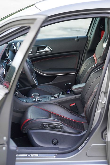 Mercedes A45 AMG