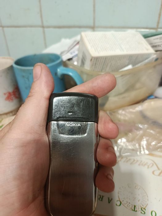 Продам не дорого 8800 оригинал