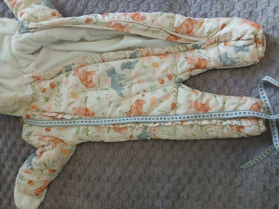 Зимовий комбинезон 86р