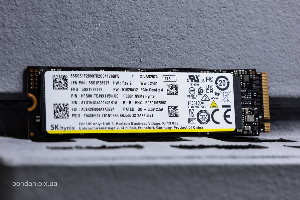 SK Hynix PC801 1TB PCle 4.0 NVMe M.2 2280 SSD (HFS001TEJ9X115N)
