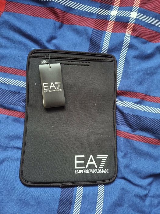 Armani, LV, Gucci, Etui na tableta