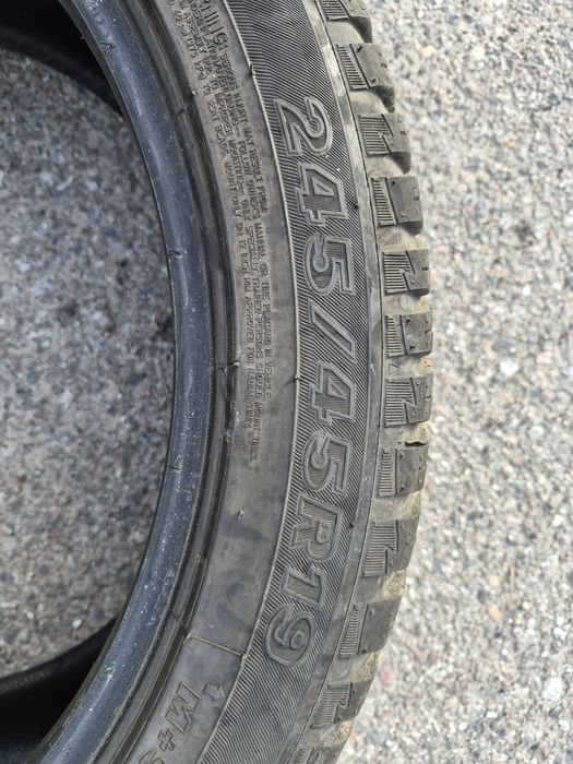 Opony wielosezonowe  245/45 R19