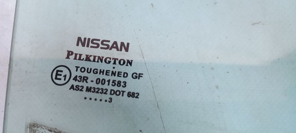 Vidro porta trás direito NISSAN Leaf EV (ZE0)