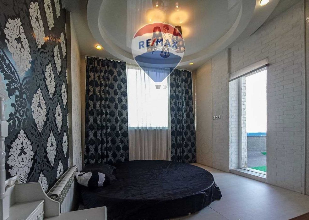 Без комісії. Пентхаус видовий з терасою. 4ком. 130м2. Генератор