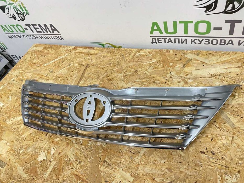 решетка Camry 50 решітка в бампер кемрі