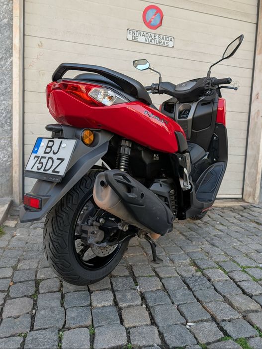 Yamaha N-Max 125cc