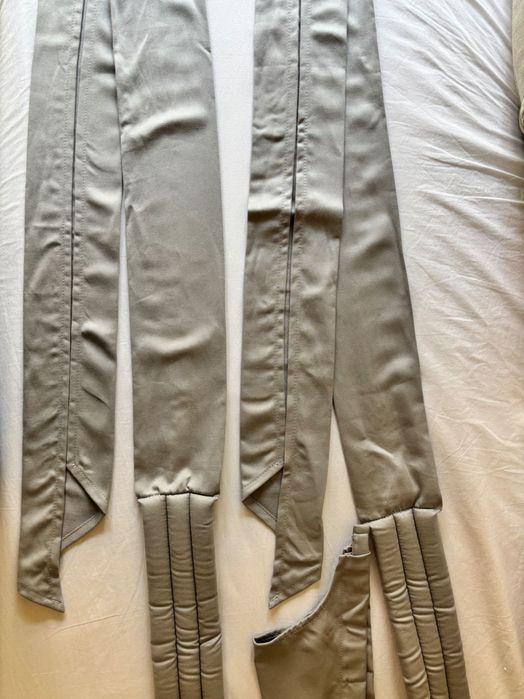 ISARA Meu Tai Half Buckle - NOVO