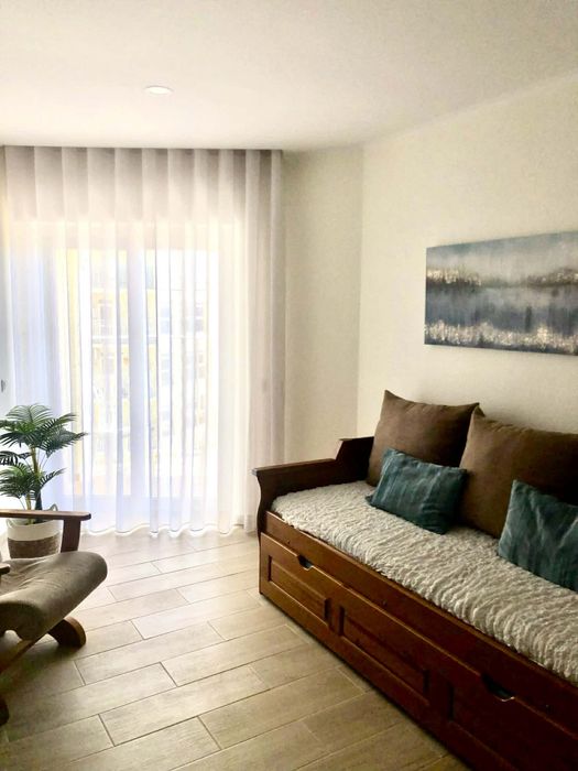 T1 com vista mar a 50 m da praia, em Armacão de Pêra