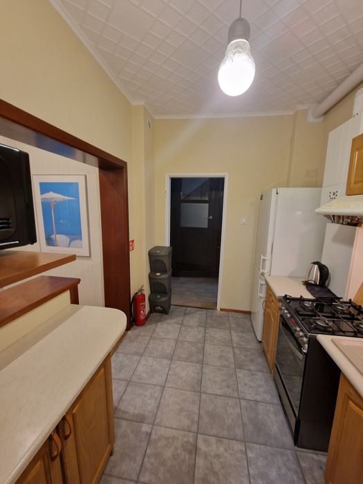 Zamieszkanie dla pracujących lub dużych rodzin długoterminowo