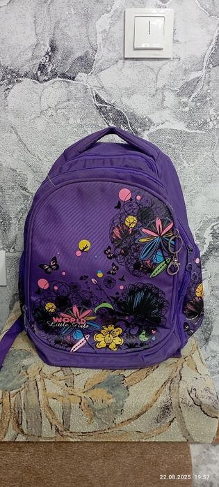 Рюкзак для дівчинки