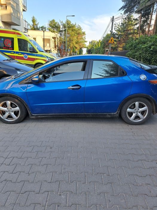Honda civic.  Ufo