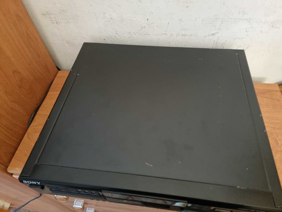 Odtwarzacz Sony CDP  C661