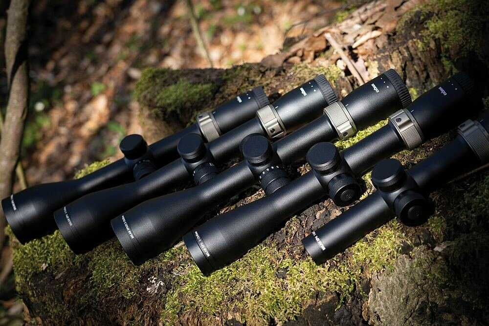 Luneta DORR Milan XP 4i 3-18x56mm 4A Red Dot