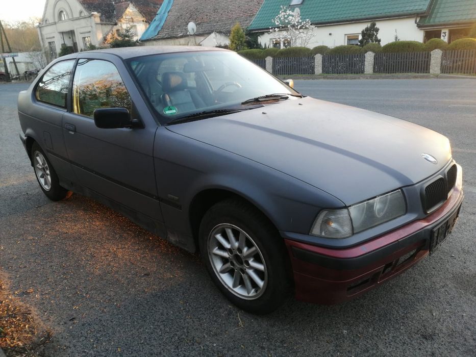 Bmw 318 is compact- drift