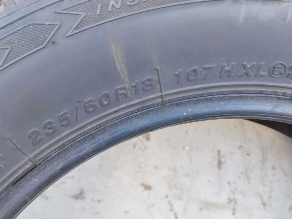 Opony Zimowe Rotalla Ice-Plus S220 235/60 R18