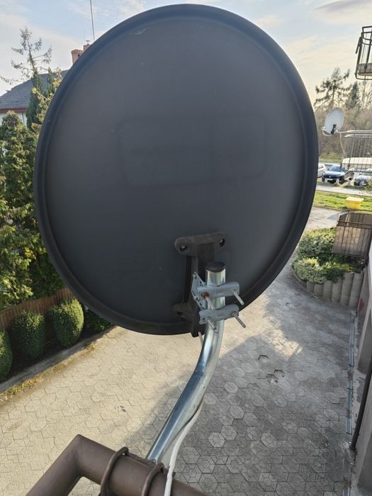 Uchwyt do anteny satelitarnej