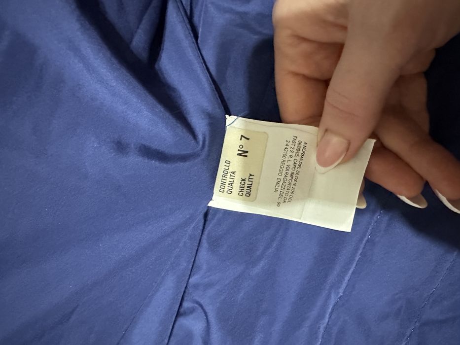 Куртка жіноча темно синя