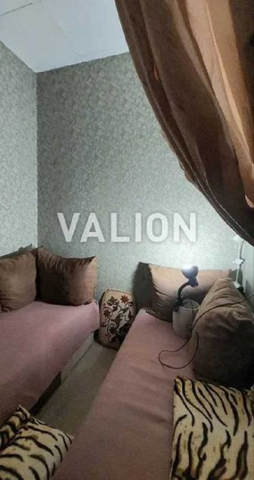 Продаж 1к квартири на вул. Набережно-Лугова 3, Подільський район