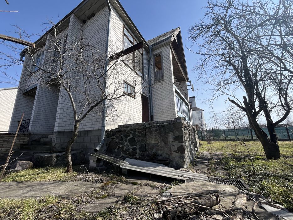 Продаж великого капітального будинку біля Дніпра!