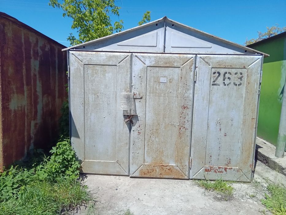 Сдам гараж на Паустовского 1500 гр