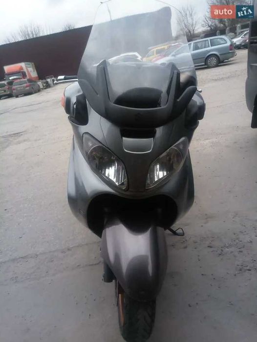 Suzuki Burgman 650 2005