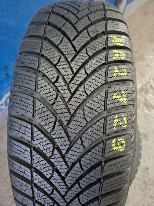 Opony 205/55R16 SEMPERIT