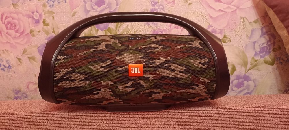 Jbl Boombox в ідеальному стані