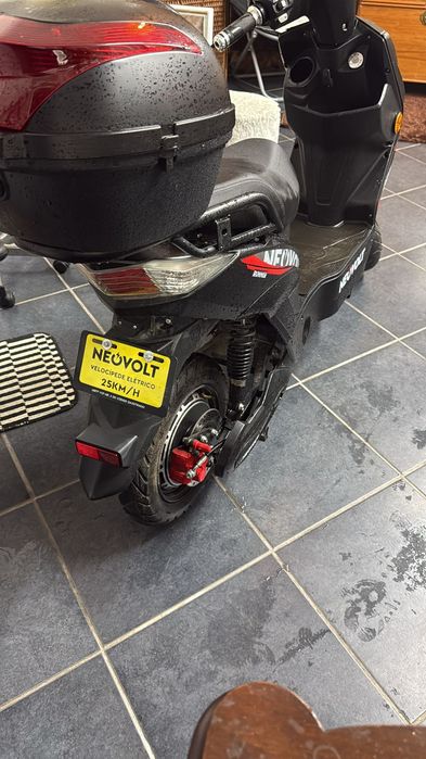 Neovolt Runner Litio – Scooter elétrica sem carta Azeitão (São Lourenço ...