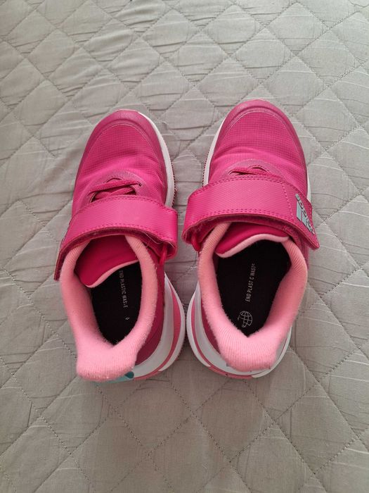 Sapatilhas da adidas