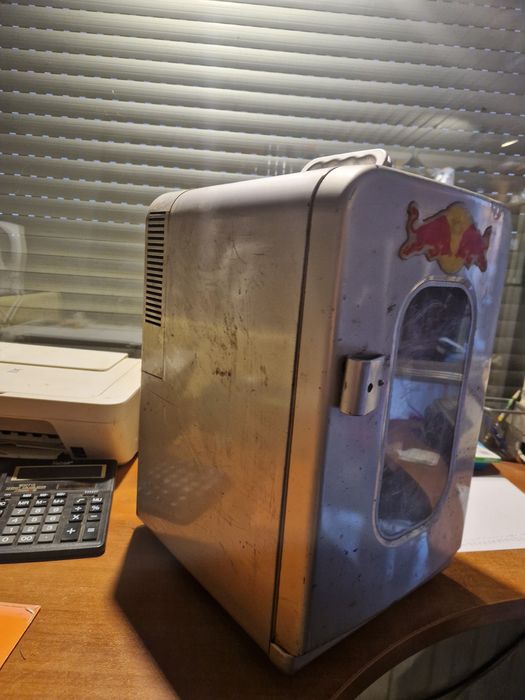 Lodowka Mini Redbull