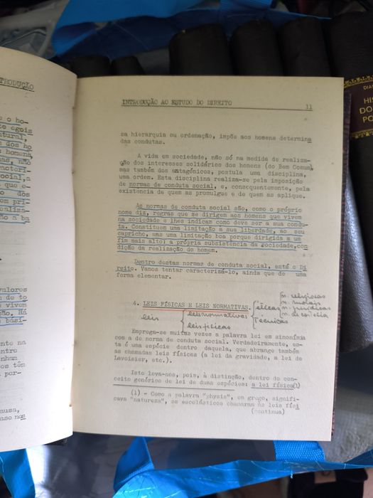 Livros direito comercial direito das sucessões  etc