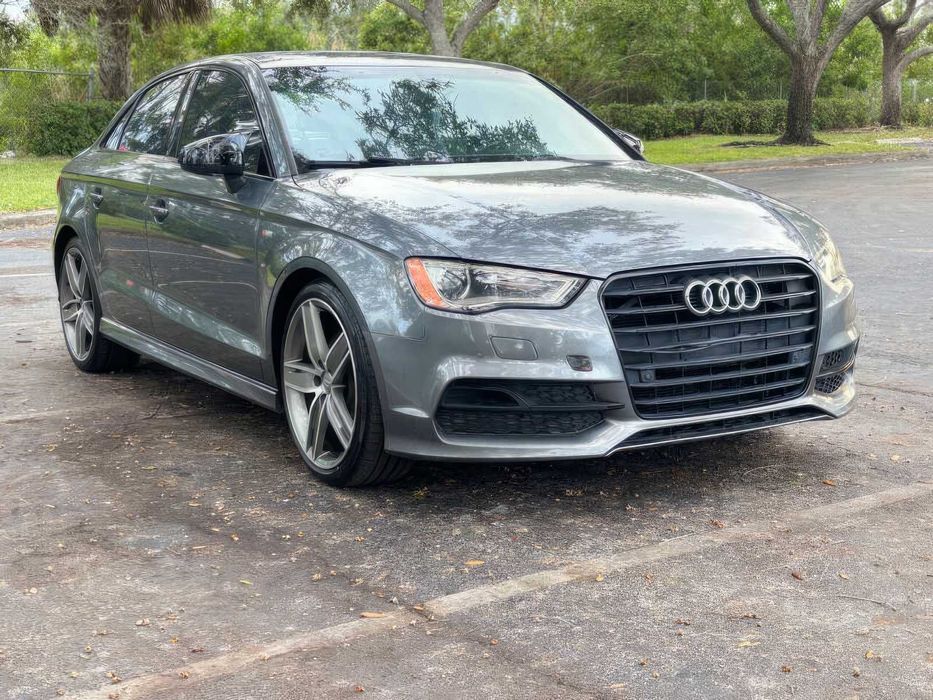 Audi A3      2016