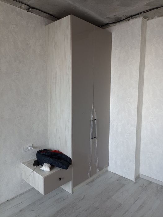 Кухні та меблі під замовлення