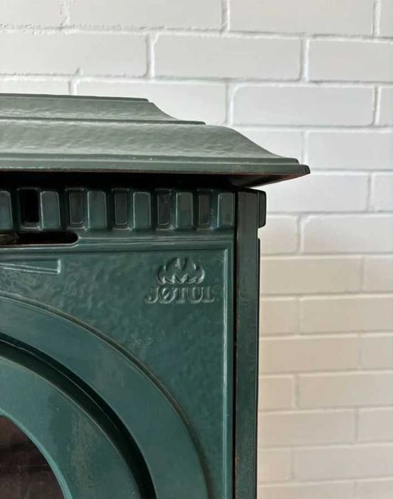 Камин печь длительного горения Jotul F 8 Норвегия