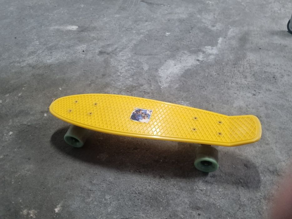 Skate laranja fantastico