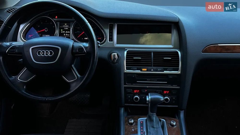 ПРОДАЮ   Audi Q7 2015 4L або обмін на землю,MAN