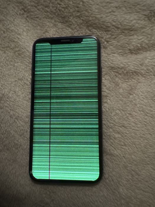 Продаю поламаний айфон на запчастини. Iphone Xs, 256GB